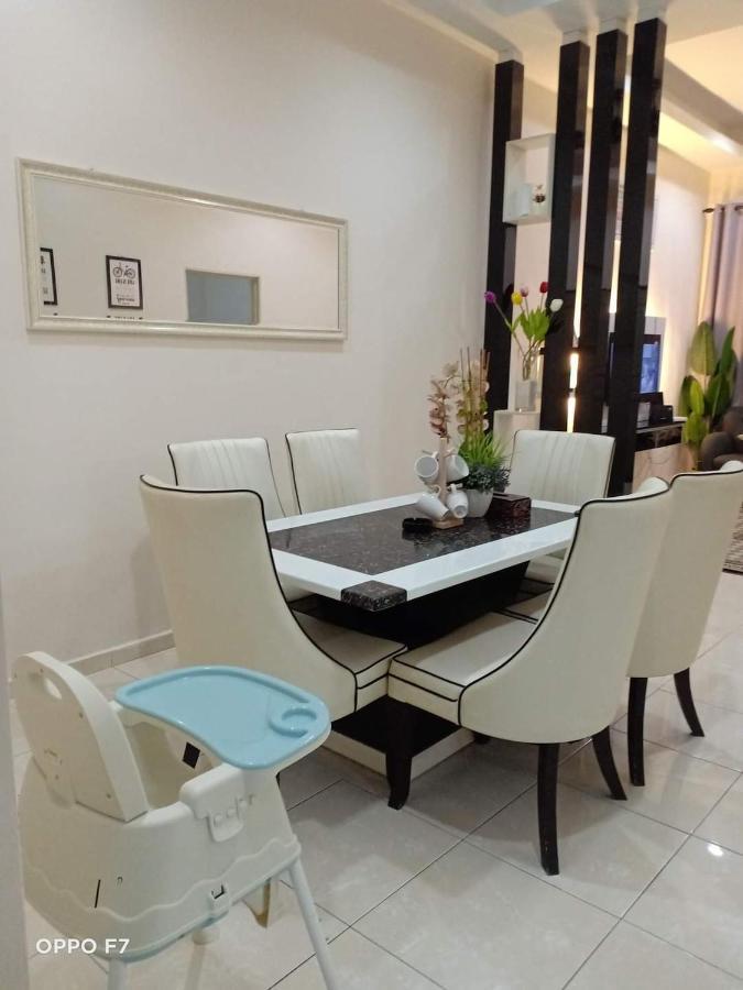 Melissa Homestay Merlimau 外观 照片